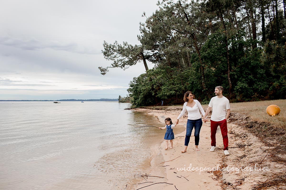 Seance photo famille au lac de Biscarosse